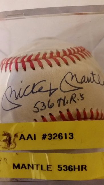Mickey Mantle autograph baseball Yankees (1 of 1)