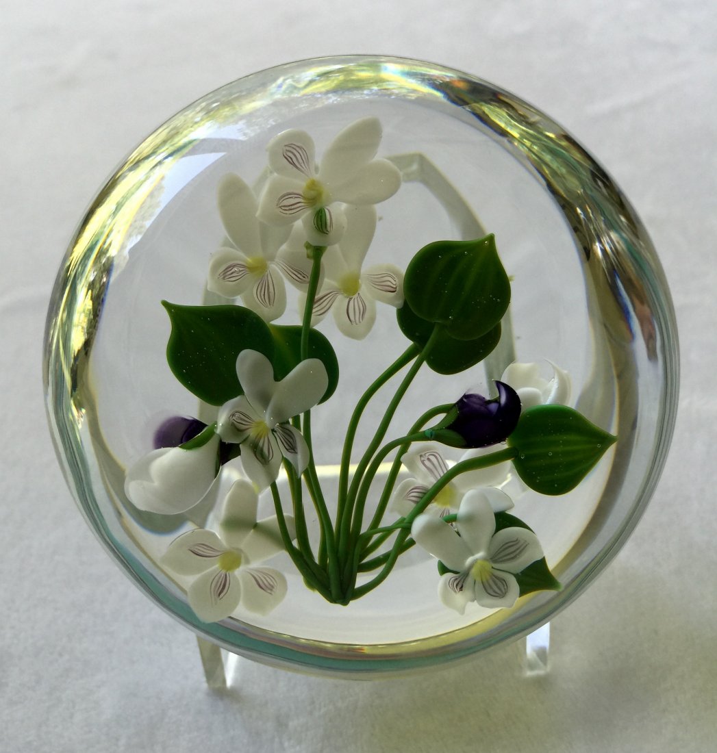 Paul Stankard Glass Botanical Spring Beauty Paperweight (1 of 4)