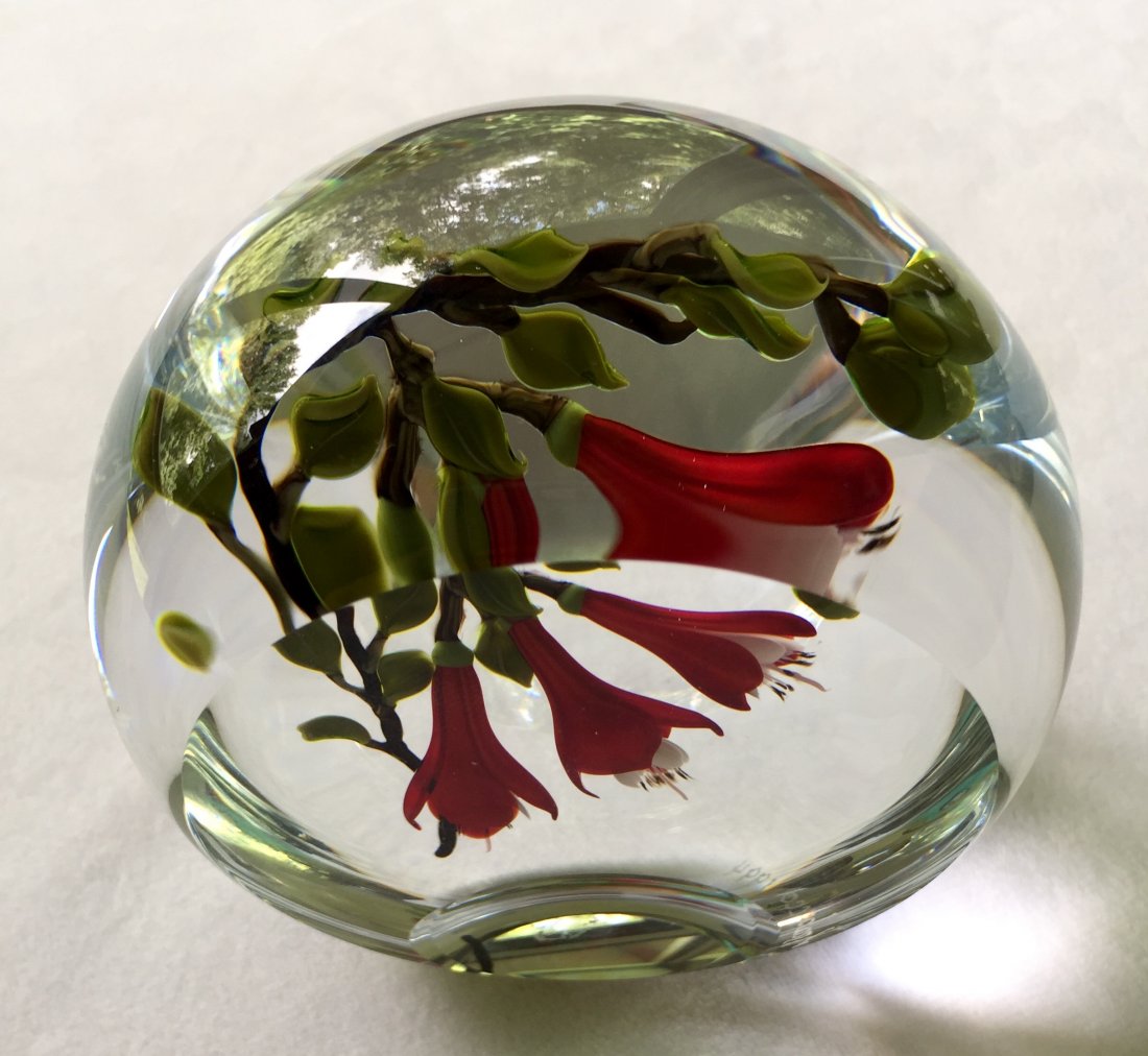 Victor Trabucco Faceted Glass Floral Paperweight (1 of 7)