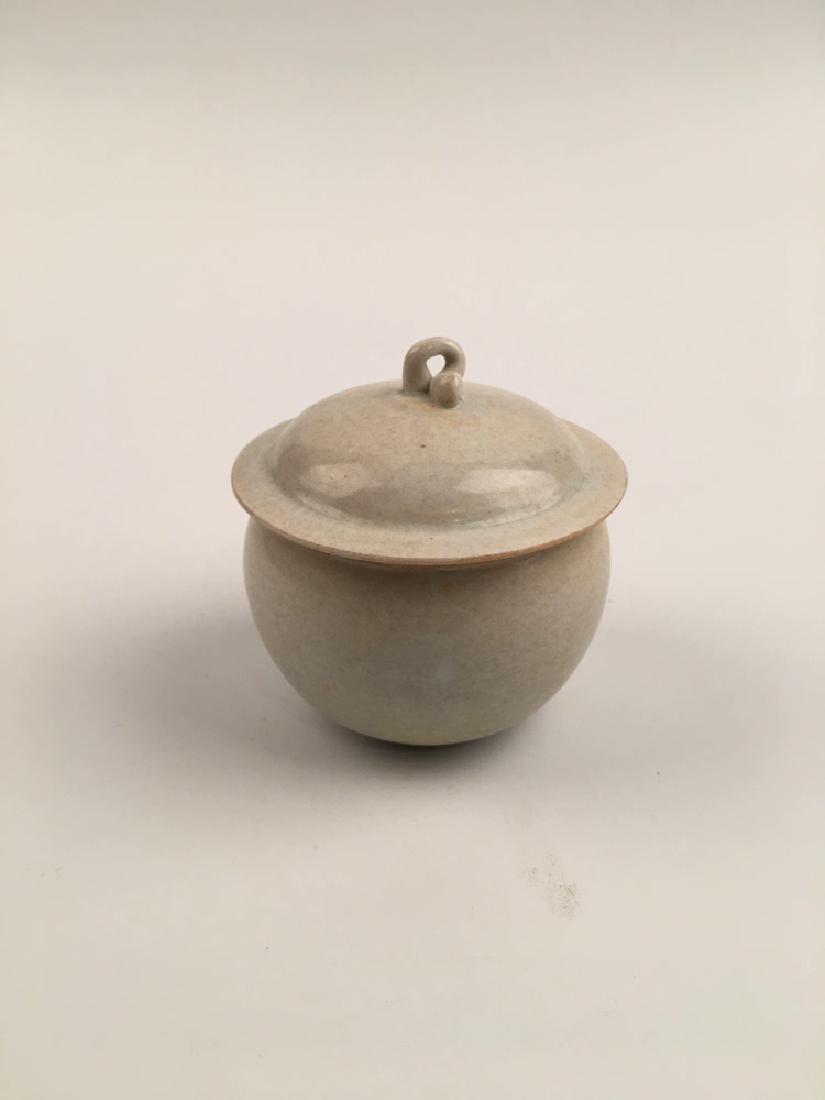 Chinese Song Celadon Glazed Porcelain Jar (1 of 6)