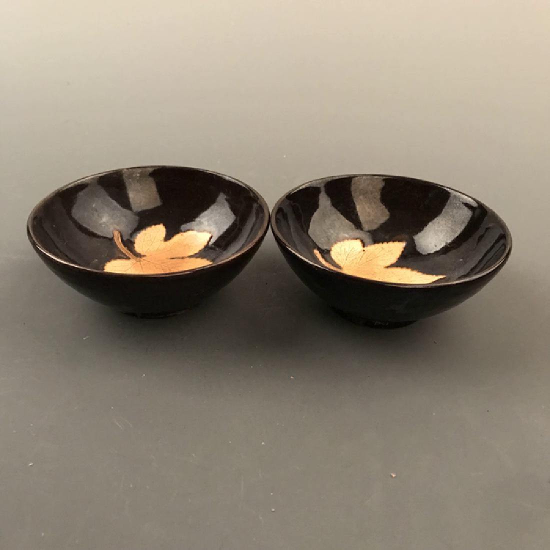 A Pair Chinese Enamel Flower Vase (1 of 6)