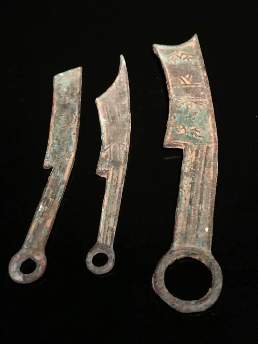 Three Piece Chinese Bronze Warring States Blades (1 of 8)