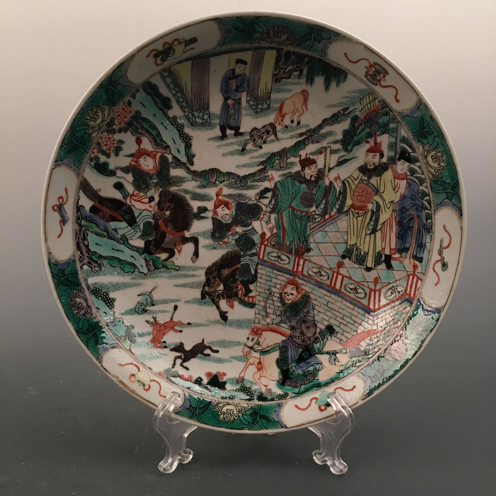 Chinese Wucai Figure Plate, Kangxi Mark (1 of 11)