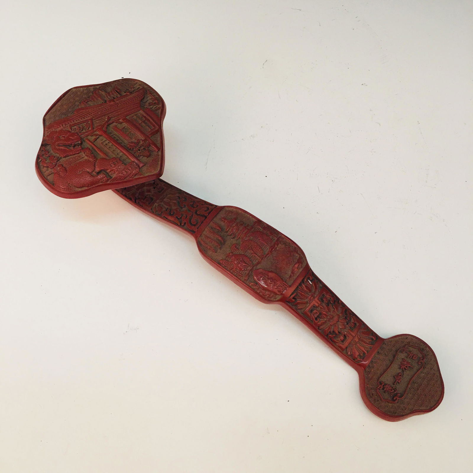 Chinese Lacquare Ware Ruyi (1 of 7)