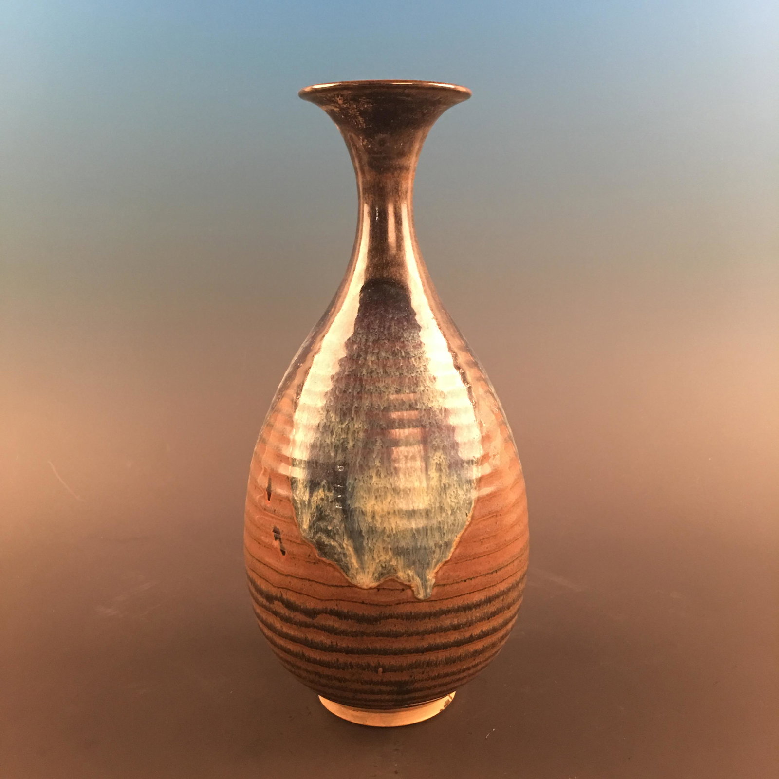 Chinese Yuhuchun Porcelain Vase: Chinese Yuhuchun Porcelain Vase 13'' H, 6'' W; 3.2 lb Shipping: We are able to pack and ship this item to an address in the United States for $35.00 via UPS Ground or USPS Priority Mail. Tracking info