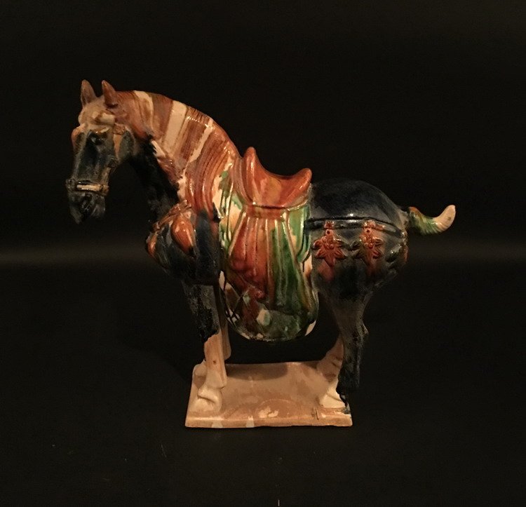 Tang Shan Cai War Horse: Tang Shan Cai War Horse; Tang San Cai, also called Tricolor Glazed Pottery and a gem of ancient Chinese art, is a kind of handmade glazed ware of exquisite craftsmanship created in the Northern and So