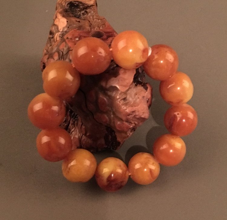 Amber Bead Bracelet (1 of 3)