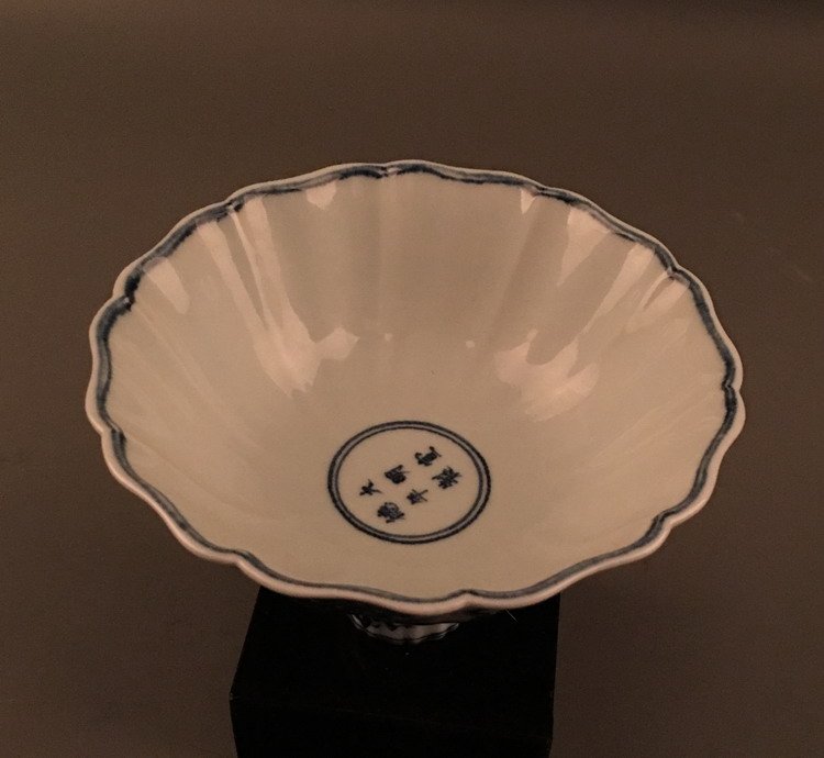 Ming Blue and White Dragon High Foot Bowl (1 of 4)
