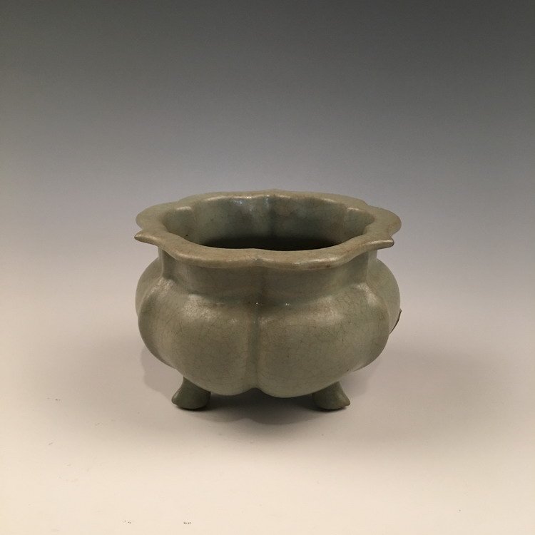 Fine Chinese Celadon Censer (1 of 8)