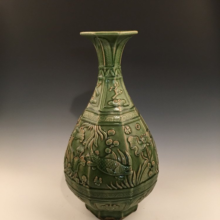 Chinese Longquan Fish Vase (1 of 6)