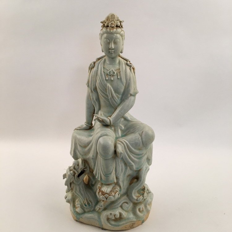 Fine Song Porcelain Guanyin Statue (1 of 8)