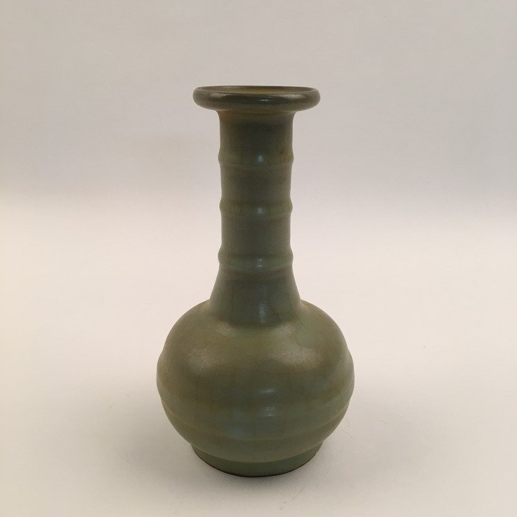Chinese Celadon Glaze Vase (1 of 4)