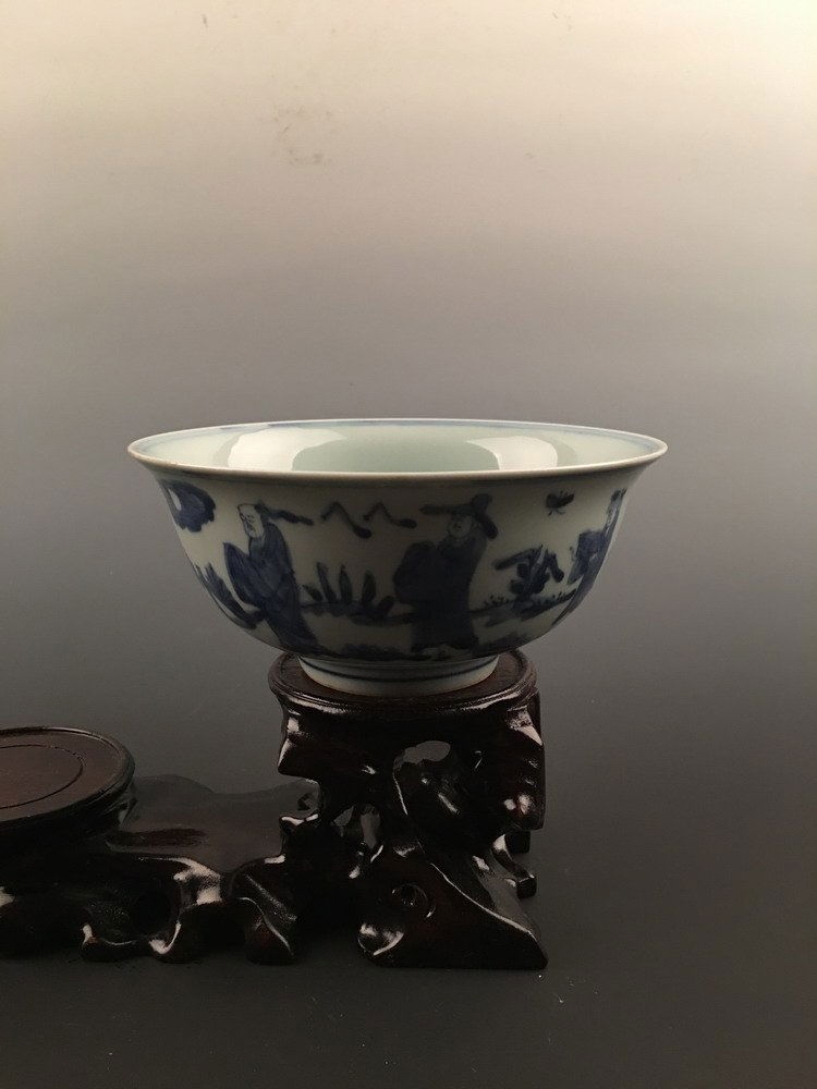 Chinese Blue and White Bowl: Chinese Blue and White Bowl with Da Ming Wang Li Mark 3" H X6-1/4" Diam., 0.6 Lb Shipping: We are able to pack and ship this item to an address in the United States for $30.00 via UPS Ground or USPS P