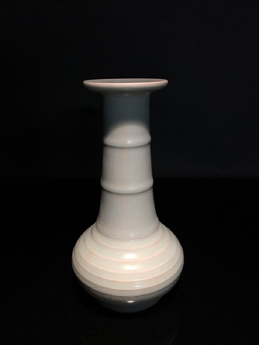 Fine Chinese Ru Yao Vase (1 of 4)