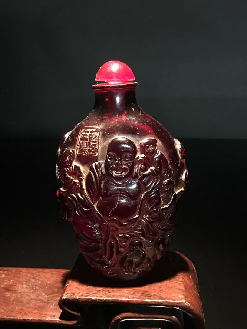 Fine Amber Snuff Bottle with Qianlong Mark (1 of 4)