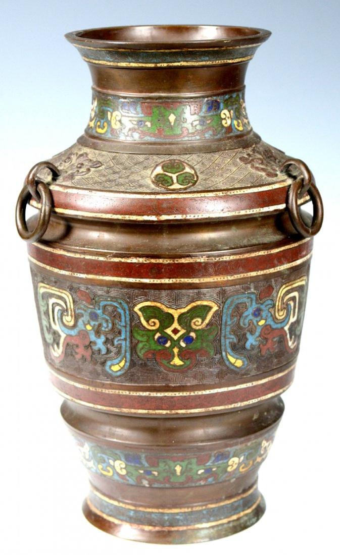 A CHINESE QING CLOISONNE JAR "ZHONGYITANGZUO" (1 of 2)