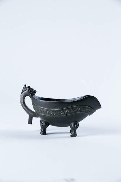 CHINESE GOLD AND SILVER INLAID YI SHAPE VESSEL, 17TH (1 of 8)