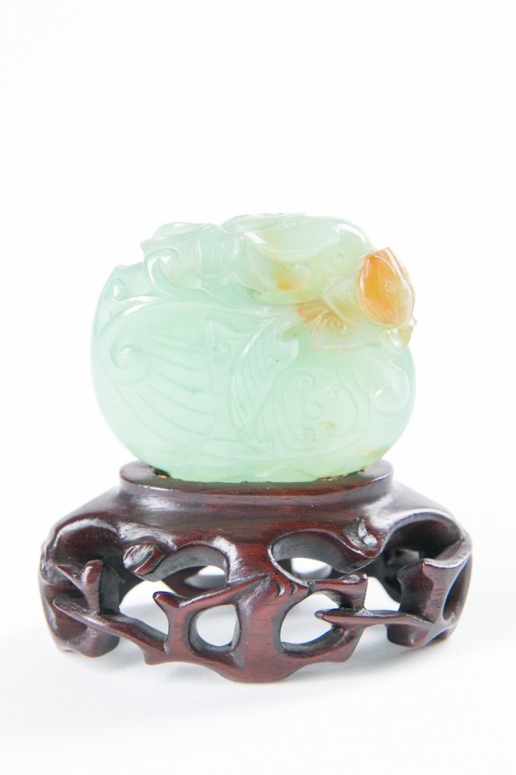 A CHINESE DUCK SHAPED JADEITE PAPERWEIGHT, 18TH/19TH (1 of 10)
