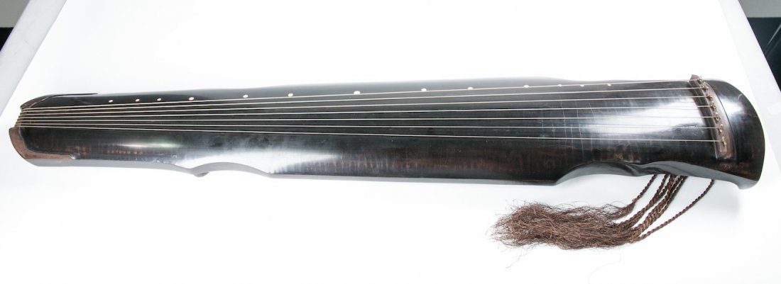 A CHINESEâ€˜FUXIâ€™ STYLE QIN, QING DYNASTY (1 of 10)