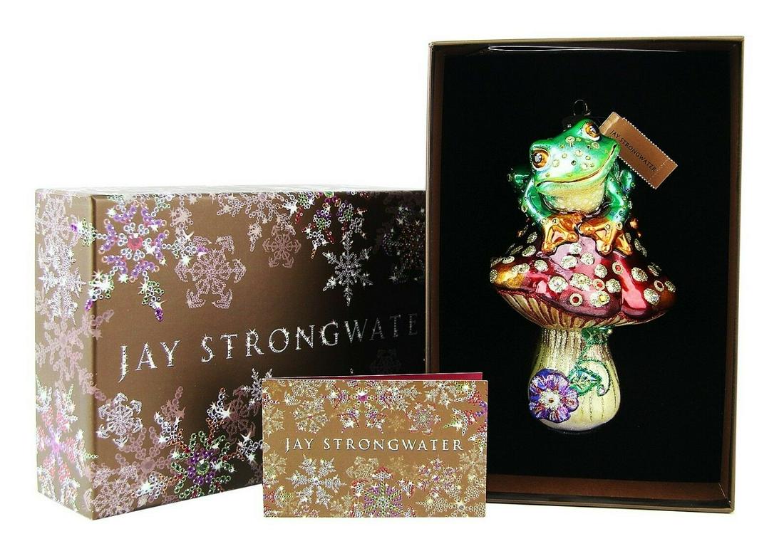 JAY STRONGWATER JEWEL FROG ON MUSHROOM GLASS ORNAMENT: JAY STRONGWATER2017 FROG ON MUSHROOM CHRISTMAS GLASS ORNAMENTSTAND IS NOT INCLUDEDColor: JEWELFrom ORNAMENTS CollectionApprox. 6" Tall x 4" DiameterMade of Glass withMulticolor SWAROVSKI CrystalsBRAND