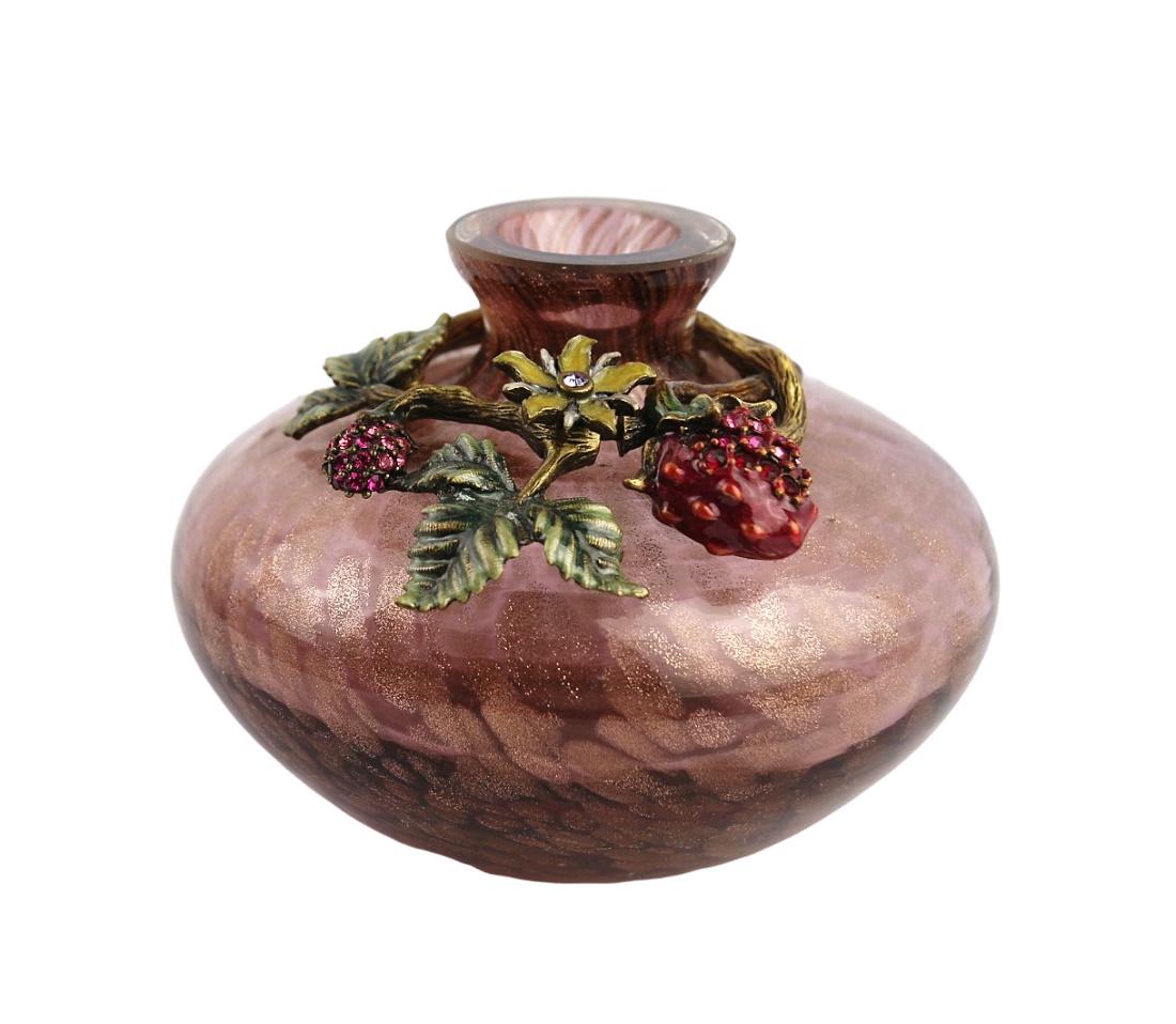 JAY STRONGWATER RED RASPBERRY MINI 3" X 4" PURPLE VASE (1 of 3)