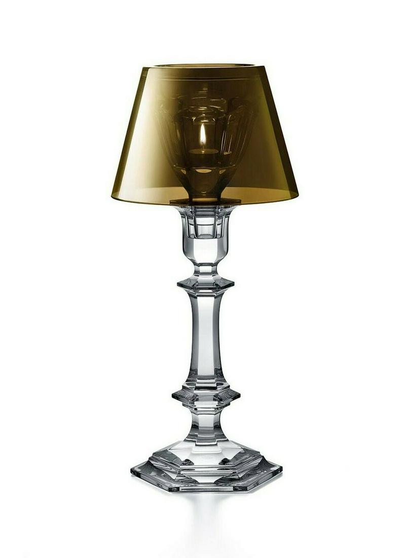 BACCARAT OUR FIRE HARCOURT SINGLE CANDLESTICK GOLD SHADE 2605622: BACCARAT PHILIPPE STARCK OUR FIRE SINGLE CANDLESTICK WITH SILVER SHADE 2605622 BACCARAT "OUR FIRE" CANDLE HOLDER. GREAT BACCARAT GOLDEN SHADE CANDLE HOLDER. Enrich your home with this gorgeous crystal