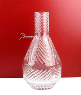 BACCARAT PATRICIA URQUIOLA VARIATIONS VASE EXTREMELY RARE: BACCARAT PATRICIA URQUIOLA VARIATIONS VASE (SAMPLE) - #2HANDCRAFTED FULL LEAD CRYSTALTHIS IS AN EXTREMELY RARE VASE!Color: CLEARMADE IN FRANCEDesigned For Chrome Hearts, but this one is Not Chrome Hea