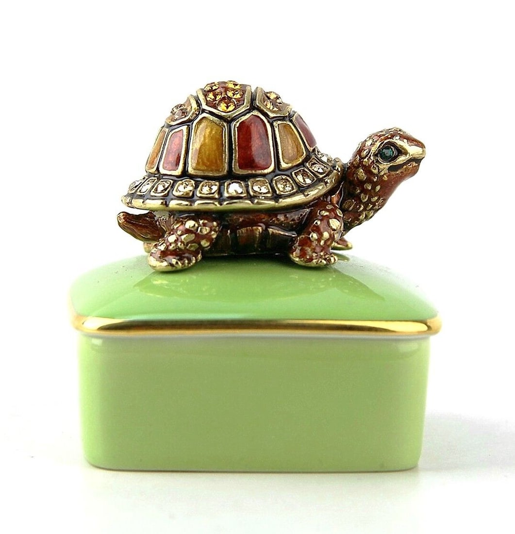 JAY STRONGWATER NATURAL CADEN TURTLE GREEN PORCELAIN TRINKET BOX (1 of 4)