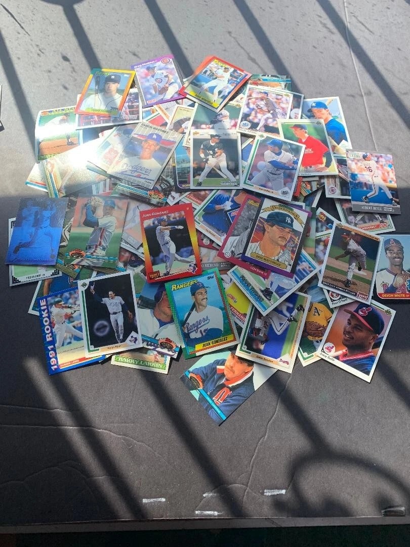 Vintage Baseball Trading Cards Mixed Lot of 200+Cards Produced 1980, 1990 Mint #7 (1 of 9)