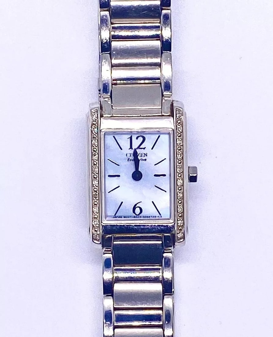 Citizen Eco-Drive Axiom Silver Tone St.Steel Quartz Wristwatch with Stones MOP (1 of 7)