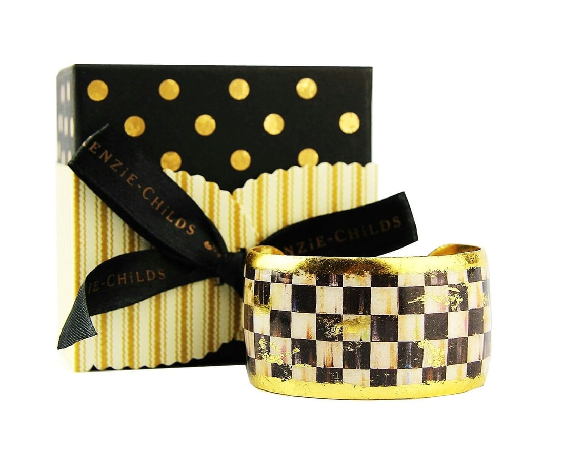 MACKENZIE CHILDS GOLDEN COURTLY CHECK CUFF BRACELET 22K GOLD LEAF: MacKenzie ChildsGORGEOUS GOLDEN COURTLY CHECKMEDIUM BRACELET1.5" Wide x 2.5" DiameterMADE OF BRASS, PLATED WITH22K YELLOW GOLD LEAFMADE IN USAORIGINAL BOX & POUCH