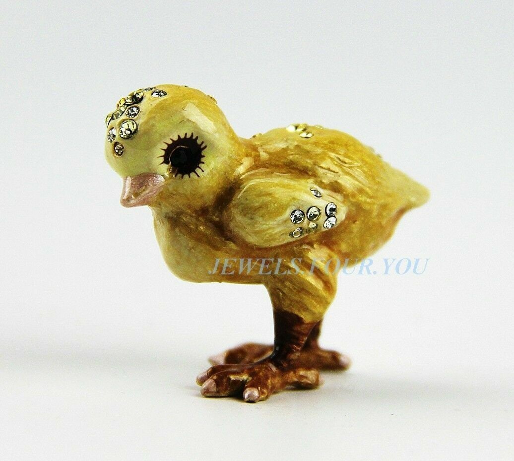 JAY STRONGWATER GLEN MINI CHICK FIGURINE ENAMEL & SWAROVSKI CRYSTALS: JAY STRONGWATER GLEN MINI CHICK FIGURINE ENAMEL & SWAROVSKI CRYSTALSGold Plated & Handpainted Enamel over metalHand-set Swarovski Crystals.1.5" Long x 1.5" High x 1.5" DeepBrand New, NO BOX.