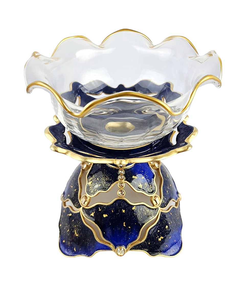 JAY STRONGWATER BEAU PEDESTAL BOWL SAPPHIRE LARGE 7.5" DIAMETER 10.25" TALL: JAY STRONGWATER BEAU PEDESTAL BOWL - SAPPHIRE.Optic Glass Made in PolandPedestal in Sapphire Enamel Sprinkled With 24k Gold Leaf Large Hand-Set Swarovski Crystals.Base Plated With 14K Gold - Antique F