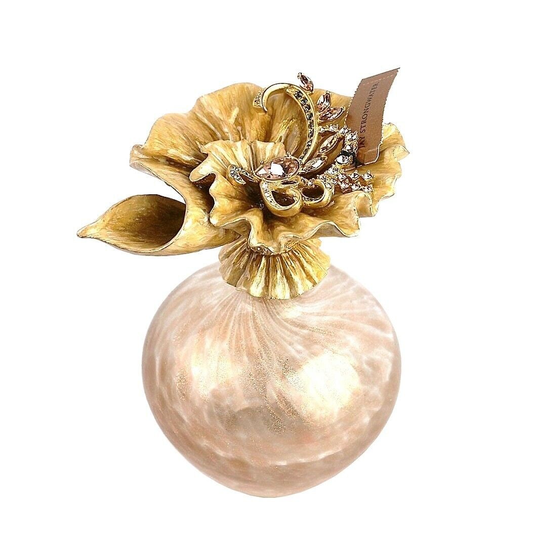 JAY STRONGWATER BLUSH BREANNA LARGE ROSETTE PERFUME BOTTLE: JAY STRONGWATER BREANNA LARGE ROSETTE PERFUME BOTTLECollection: BLUSH Hand-painted enamel over metal Hand-set Swarovski Crystals. 5.75" Tall, (Glass Bottle 3.5" Diameter x 3.5" Tall(Bouquet: 4" Wide B