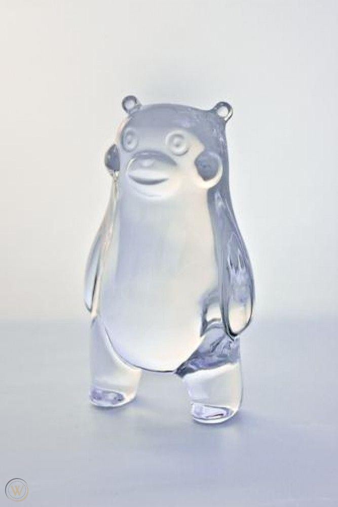 BACCARAT JAPAN KUMA - KUMAMON CLEAR CRYSTAL: BACCARAT Made in FranceSUPER RARE JAPANEZE KUMA - KUMOMON BEARSOLID CLEAR CRYSTALWITH "BACCARAT" ENGRAVING AND ETCHED BACCARAT EMBLEM4.25" Tall x 2.5" Wide x 2" Deep BRAND NEW, ORIGINAL