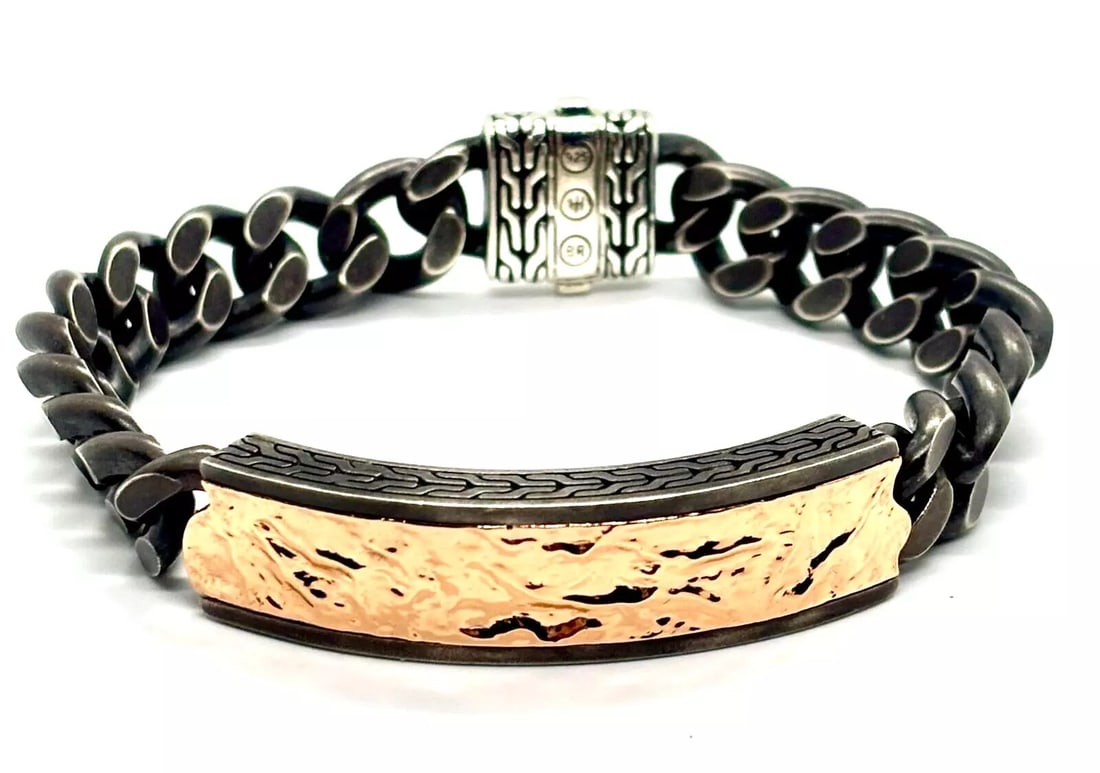 JOHN HARDY Classic Chain Reticulated Bronze Silver Link ID BRACELET 11 mm #74B: UNISEX JOHN HARDY Classic Chain Reticulated Bronze & Silver 11 mm Curb Link ID Bracelet Size: XL #74A Total (Wearable) Length: 9"Leather: 11 mm DiameterSize: XLTotal Weight Approx. 58.4 g. Brand New,