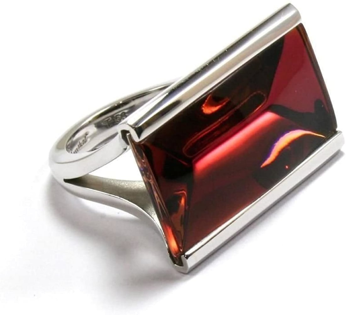 Baccarat Jewelry Small SO INSOMNIGHT Mordore ST Silver Ring Pink: Made in France Original SO INSOMNIGHT Unique RingMade of SOLID STERLING SILVERWITH "PINK" COLOR FULL LEAD CRYSTALCrystal: 1 1/8" Long x 3/4" WideApprox Ring: 1 1/8" HighSIZE 53 = 6,5 USTHIS IS AN ORIG