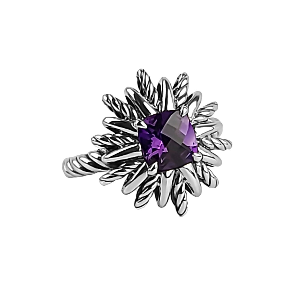 David Yurman Sterling Silver Starburst With Amethyst Ring Sz 6: DAVID YURMAN18 mm STARBURST RINGAMETHYSTSIZE 6MADE OF SOLID .925 STERLING SILVERRing: 18 mm DiameterPurple AmethystORIGINAL BOX, POUCH & POLISHING CLOTH