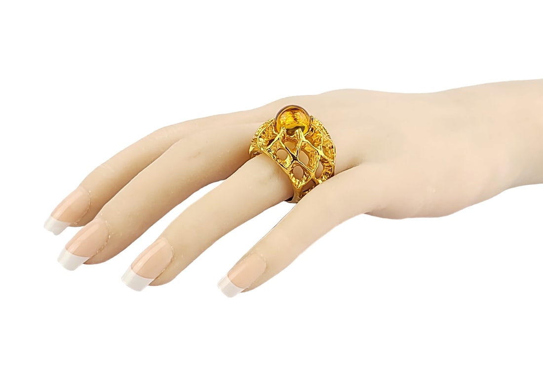 BACCARAT MERVEILLE RING SMALL VERMEIL 925 ST SILVER SZ 51 US 5.5: BACCARATBRAND NEW AND 100% AUTHENTICMADE IN FRANCEMERVEILLE RING - SMALL 2612699VERMEIL - 18K GOLD PLATED Full Lead Crystal - YELLOWSOLID .925 STERLING SILVERSize 51 - 5.5 (US)31 mm Tall x 25 mm Wide