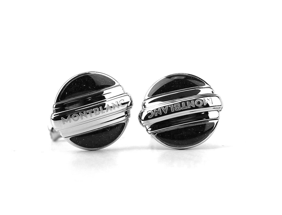 MONTBLANC HERITAGE BICOLOR LACQUER REVERSIBLE CUFFLINKS 109775: MADE IN FRANCEMONTBLANC STAINLESS STEEL WITH LACQUERROUND REVERSIBLE HERITAGE CUFFLINKSYOU ARE GETTING 2 IN 1! BLACK ON ONE SIDE, CREAMY YELLOW ON THE OTHER19 mm Diameter100% AUTHENTIC & 100% BRAND