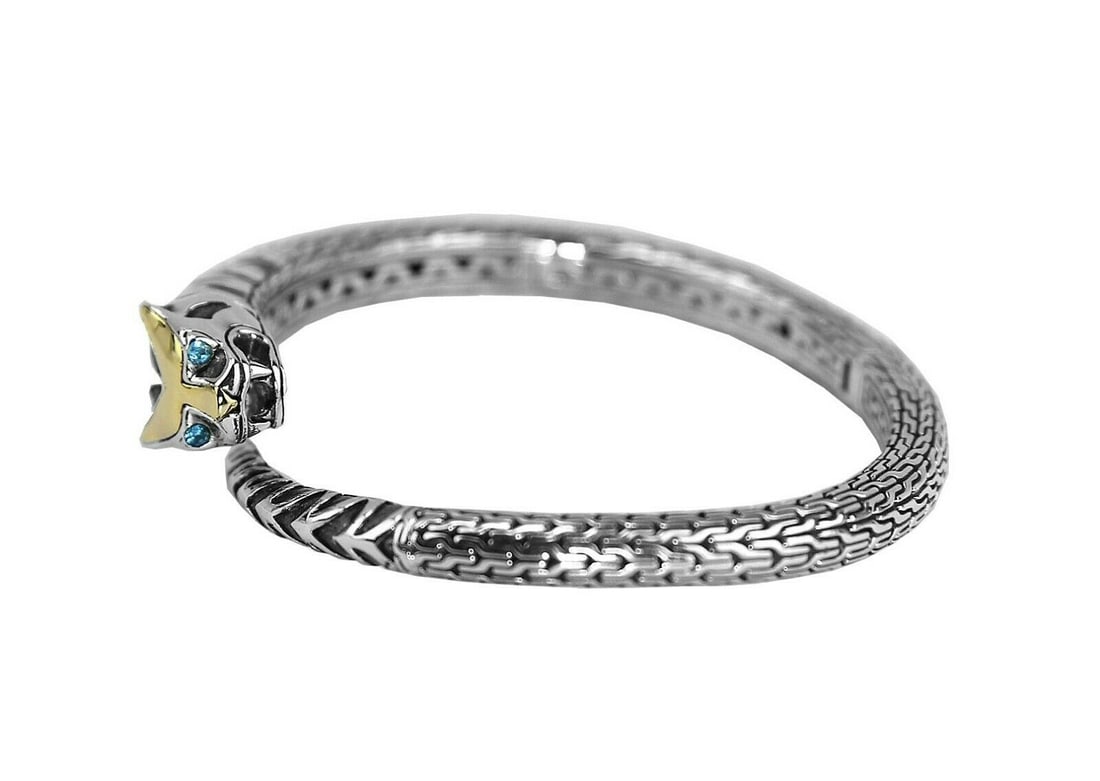 JOHN HARDY LEGENDS MACAN ST.SILVER 18K GOLD TOPAZ CUFF BRACELET SZ L 165B: JOHN HARDYGORGEOUS LEGENDS MACAN TIGER CUFF BRACELET - #165BMADE OF SOLID .925 STERLING SILVER SOLID 18K YELLOW GOLDEYES MADE OF BLUE TOPAZSIZE L (Large)Total (Wearable) Length: 7"to 7.25" (It Has 2 S