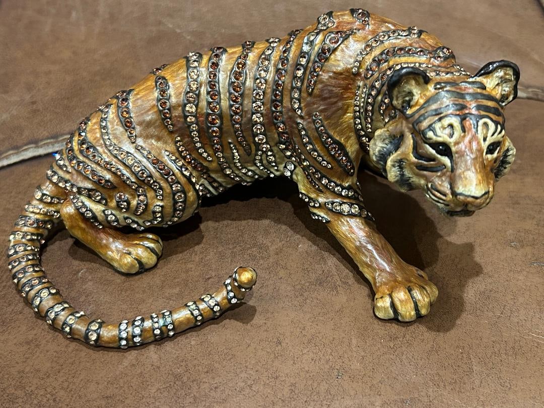 Large Jay Strongwater "Torrence" figurine of a fierce crouching tiger. / Mint Condition: Large Jay Strongwater figurine of a "Torrence" fierce crouching tiger. / Mint Condition, 100% AUTHENTICHand enameled in a caramel orange, and each stripe is garnished with hand-set Swarovski crystals.