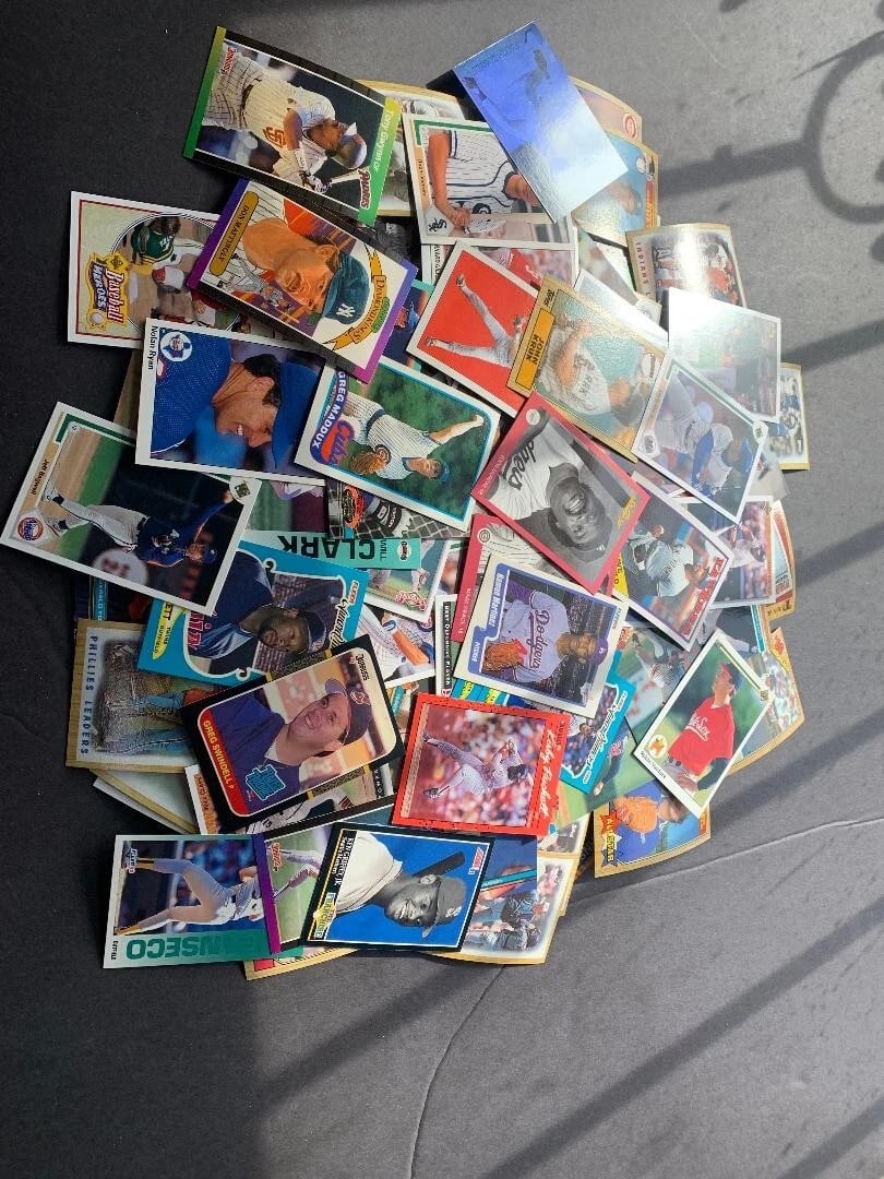 Vintage Baseball Trading Cards Mixed Lot of 200+Cards Produced 1980, 1990 Mint (1 of 8)