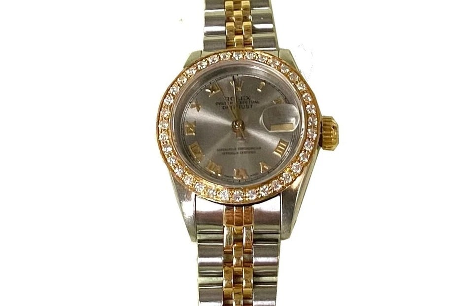 Rolex Datejust 18k Yellow Gold Steel Diamond Watch 69173 Box #62: Rolex Datejust 18k Gold Steel Diamond Watch 69173 #62METAL: 18k Gold/ Stainless Steel. MEASUREMENTS: Case 26mm, two tone jubilee bracelet will fit approx. 6.75" wrist. Grey dial with diamond bezel (af