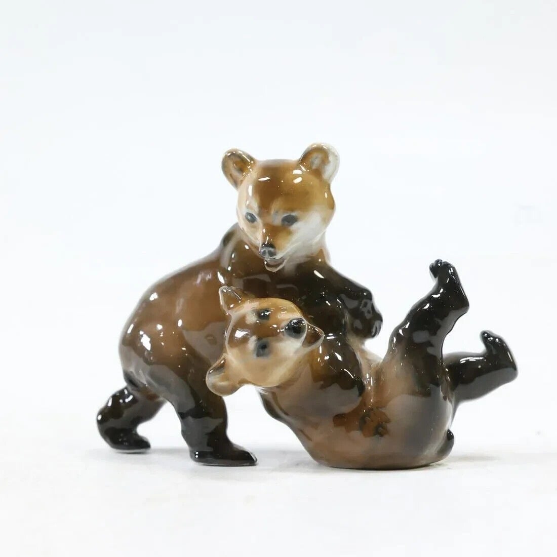 Antique Rosenthal Selb Bavaria Fine Porcelain LARGE BEAR Figurine Statue Limited: Antique Rosenthal Selb Bavaria Fine Porcelain BEAR Figurine Statue ( Cubs Playing ) Limited Numbered Addition, 100% Authentic. Great Gift.Great Collectible Condition, Size: 3.5 x 3 No chips, repairs, 