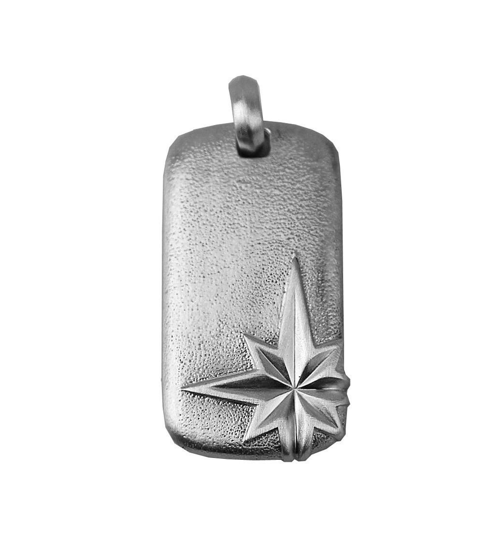 DAVID YURMAN AMAZING ST. SILVER NORTH STAR DOG TAG: 100% BRAND NEW IN ORIGINAL BOX, POUCH100% AUTHENTICAbsolutely UNIQUE & GORGEOUS! DAVID YURMANGORGEOUS LARGE STERLING SILVER NECKLACE DOG TAG # 691MADE OF .925 STERLING SILVERNO CHAIN INCLUDEDDog Tag: 