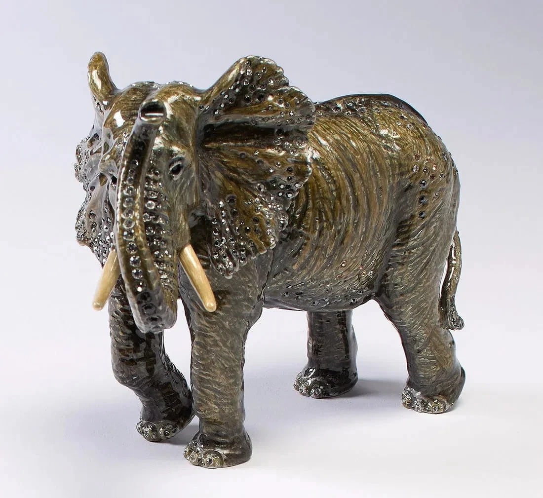 Jay Strongwater Large 8" Elephant "Mira." Limited EDITION. # 97 of 350 With Cert (1 of 5)