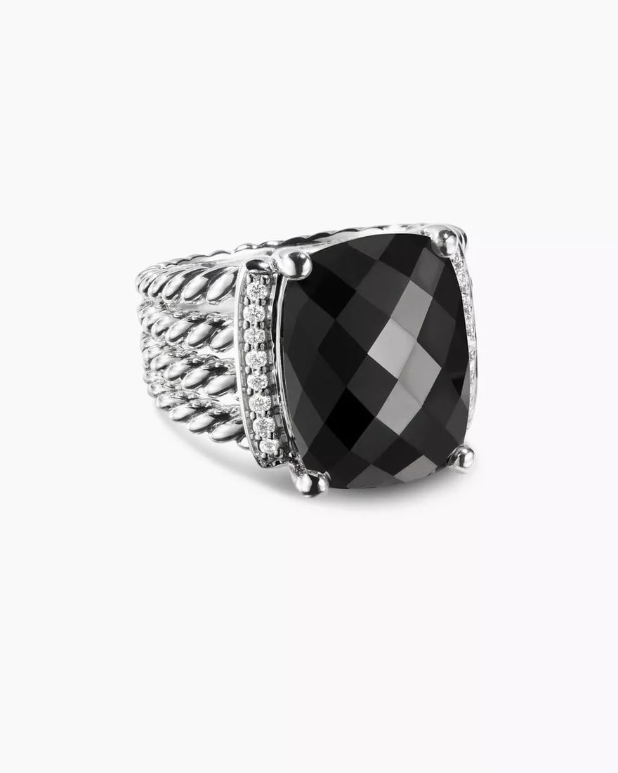 DAVID YURMAN Wheaton Black Onyx Ring Sterling Silver and Pave Diamond Sz 6: David YurmanDavid Yurman Wheaton Silver Onyx Ring in Sterling Silver and Pave Diamond. #30MADE OF SOLID .925 STERLING SILVERApproximately: Gemstone : Black Onyx - 16mm x 12mmMeasurements : Ring size 6