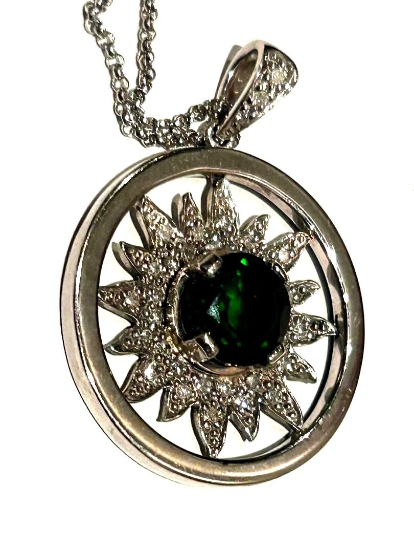 10K W. GOLD 5.3 gr 16" NECKLACE 1.20 CT. TSAVORITE, SURROUNDED by White Diamonds