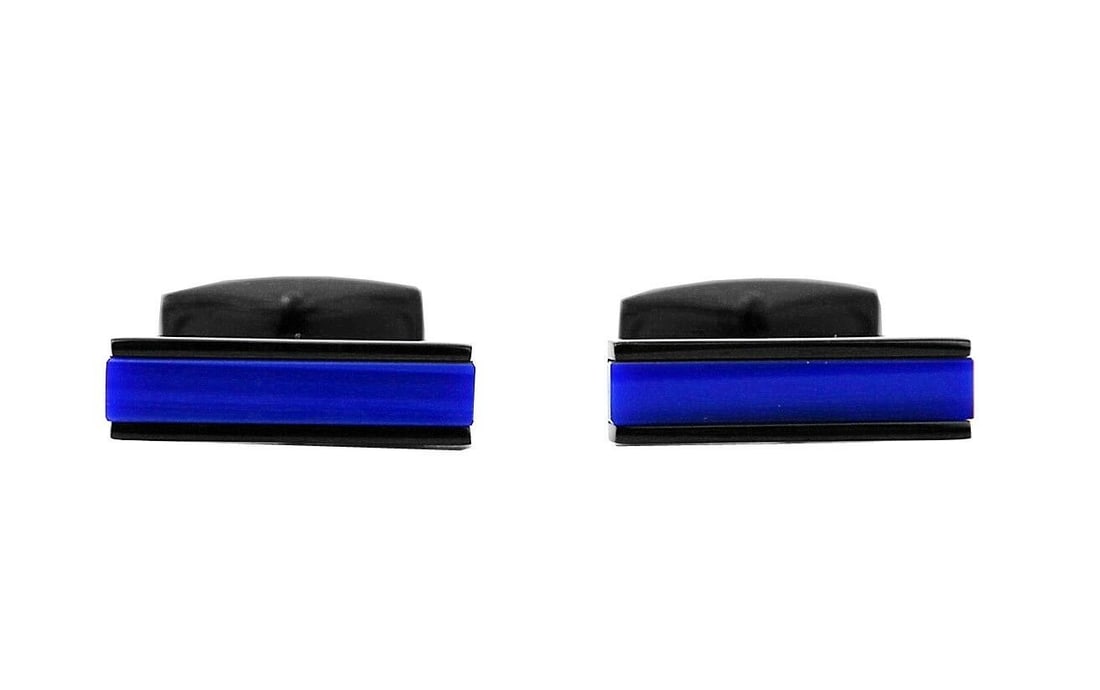 MONTBLANC BAR CUFFLINKS BLUE GLASS INLAY 112930: MONTBLANC BLACK PVD STAINLESS STEEL BAR CUFFLINKSWITH BLUE GLASS INLAY21 mm Long x 6 mm WideS-Mechanism 100% AUTHENTIC & 100% BRAND NEW NO BOX, ORIGINAL MONTBLANC TAGSIDENT: 112930Made in Germany